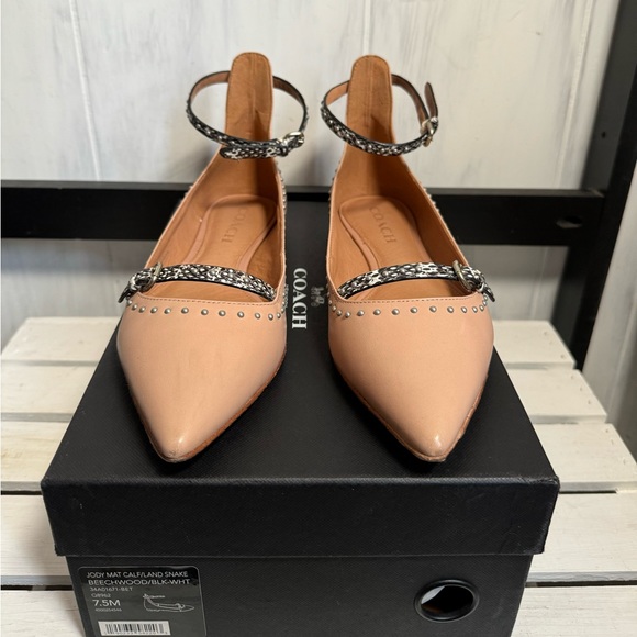 Coach Jody Nude-Beechwood/2 Embossed Straps, Size 7.5, Very Flattering, NWB, NEW - Picture 1 of 9